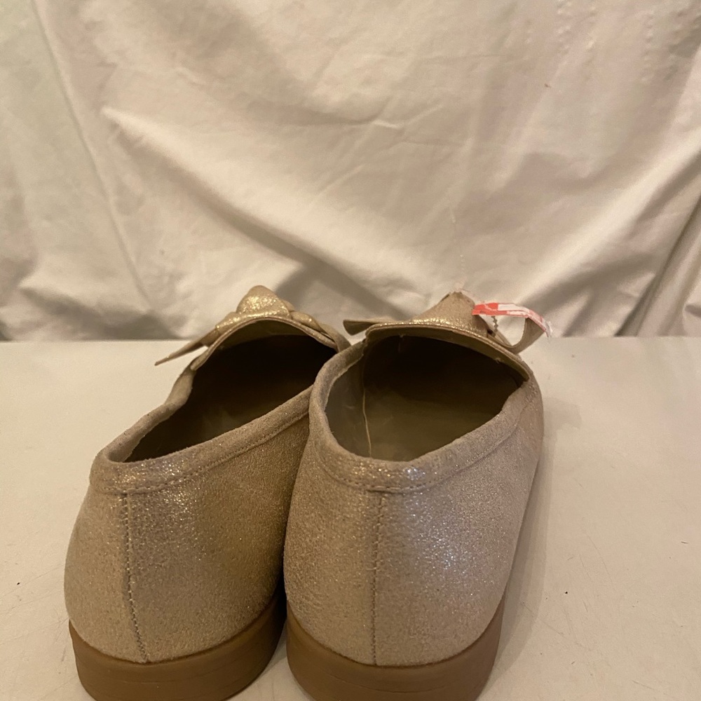 Bandolino b-flexible gold loafers - Picture 3 of 6